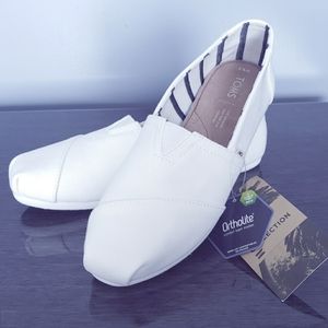 Toms Classic Canvas Slip On